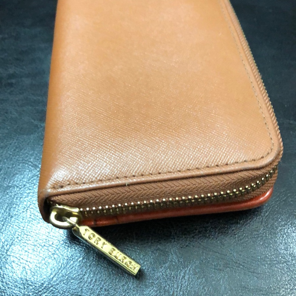 Tory Burch Leather Zipper Wallet - Picture 5 of 10
